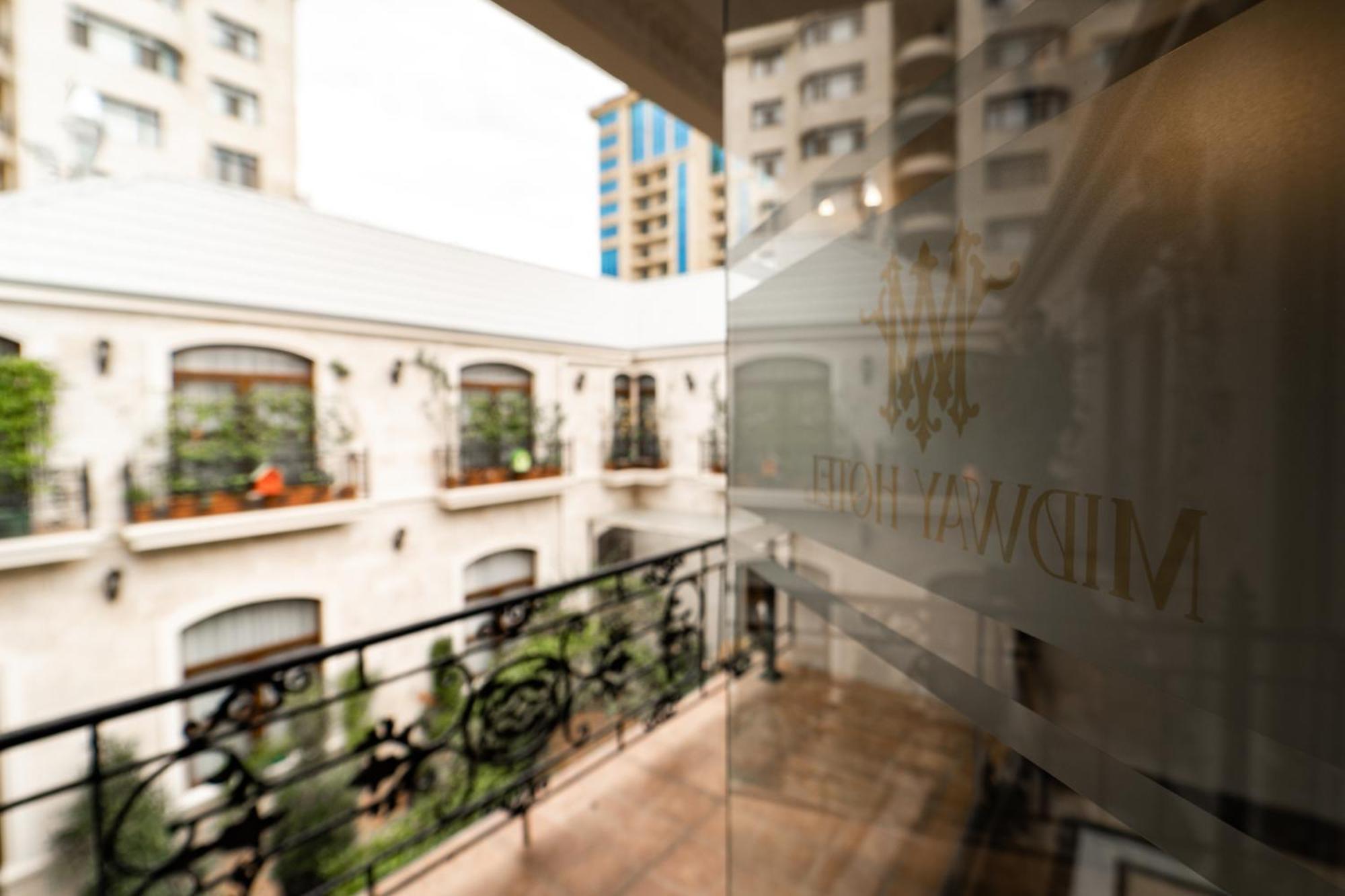 Midway Baku Hotel Zewnętrze zdjęcie