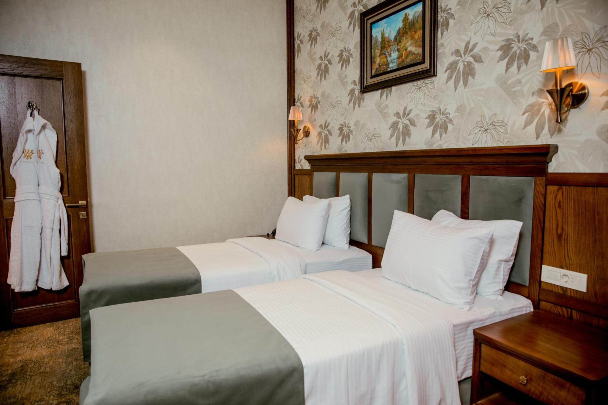 Midway Baku Hotel Zewnętrze zdjęcie