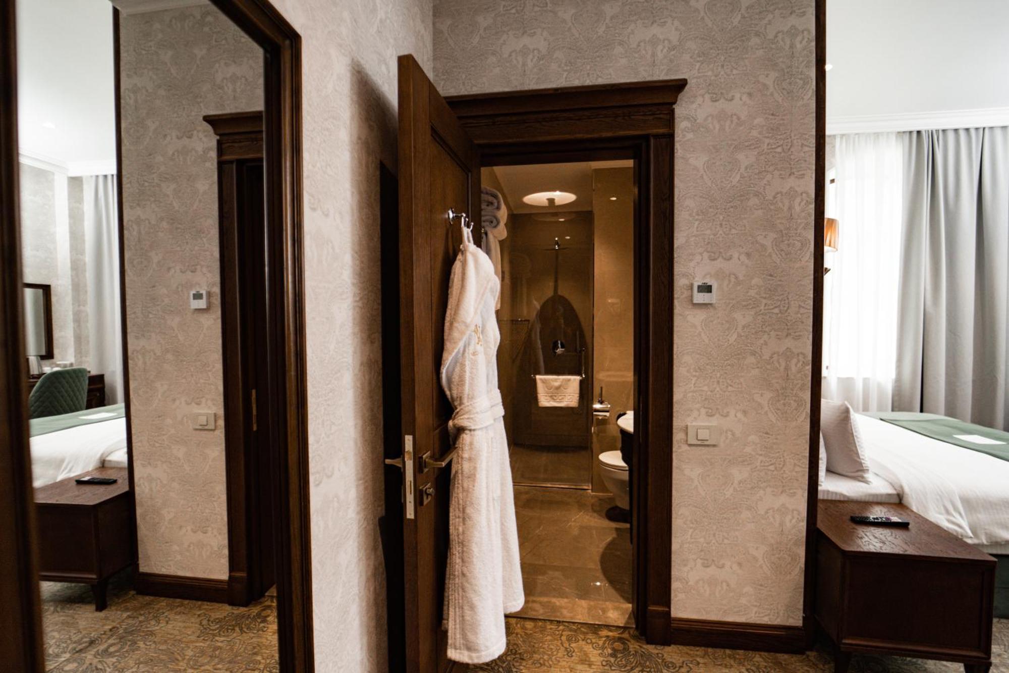 Midway Baku Hotel Zewnętrze zdjęcie